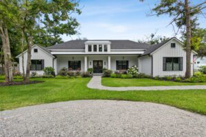 Modern Farmhouse in Fernandina Beach