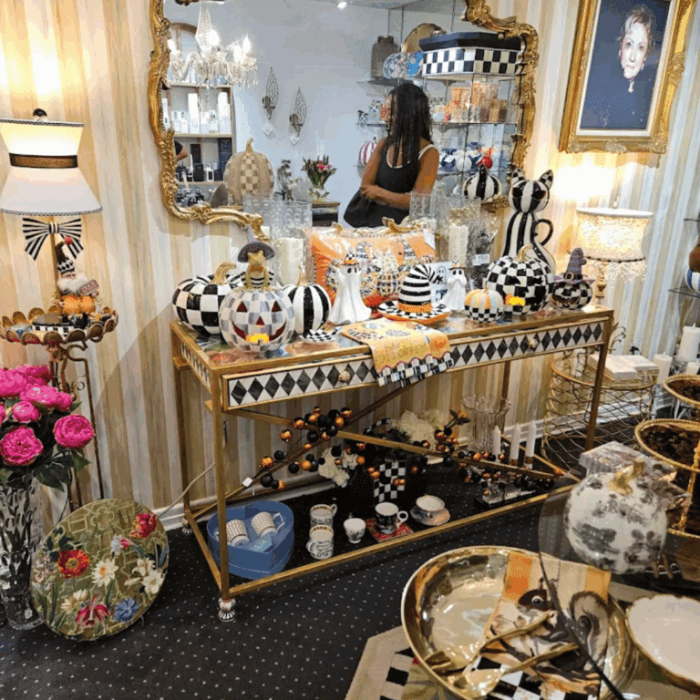 Hidden boutique shop in Avondale Jacksonville.